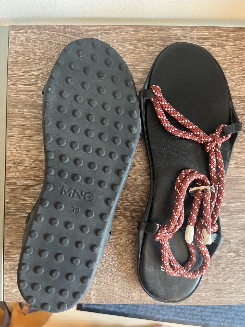 Mango Rope Strap Flat Sandals in red and White size 8/39 - Picture 2 of 3
